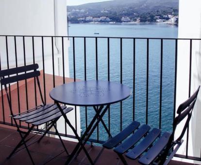 Foto de las instalaciones de este hotel con vistas al mar.