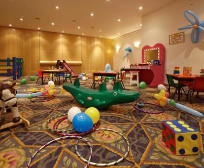 Foto de este hotel con servicio de guardería para niños.