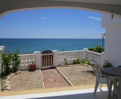 Foto de las instalaciones de este apartamento con vistas al mar.