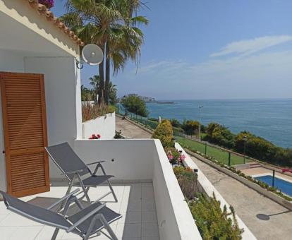 Foto de las instalaciones de este apartamento con vistas al mar.