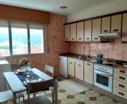 Foto de las vistas al mar desde el interior del apartamento.