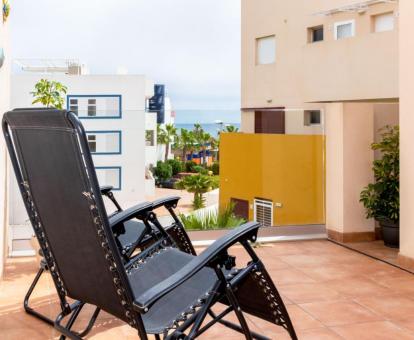 Foto de las instalaciones de este apartamento con vistas al mar.