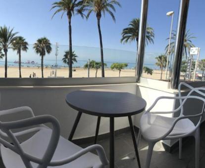 Foto de las instalaciones de este apartamento con vistas al mar.