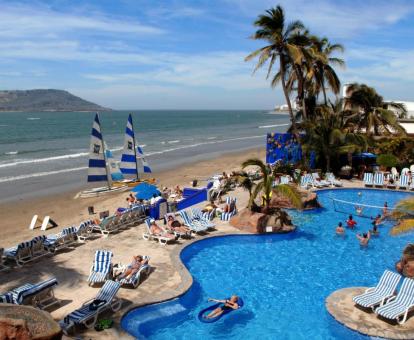 Foto de este hotel con servicio de guardería para niños.