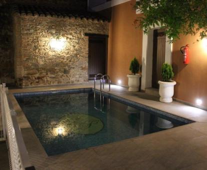 Foto de la piscina al aire libre de3 este establecimiento rural.