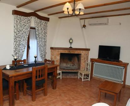 Foto del interior de una de las casas bungalow del establecimiento.