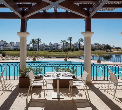 Vistas desde la terraza del restaurante del Doubletree By Hilton La Torre Golf Spa & Resort