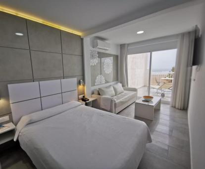 Foto de las instalaciones de este apartamento con vistas al mar.