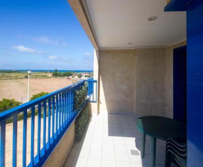 Foto de las instalaciones de este apartamento con vistas al mar.