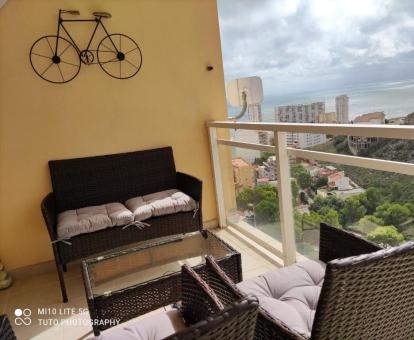 Foto de las instalaciones de este apartamento con vistas al mar.