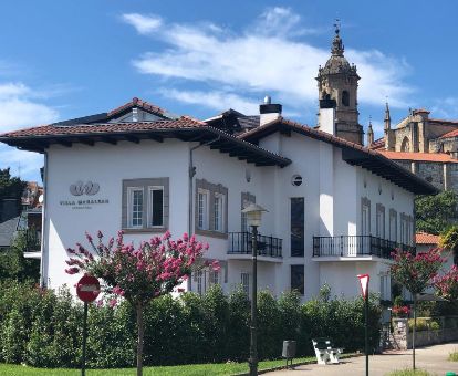 Hermoso edificio de este elegante hotel ideal para estancias en pareja.