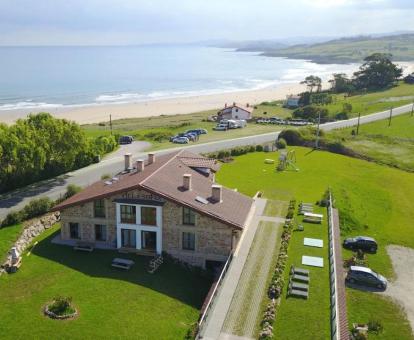 Foto de este establecimiento de apartamentos junto al mar.